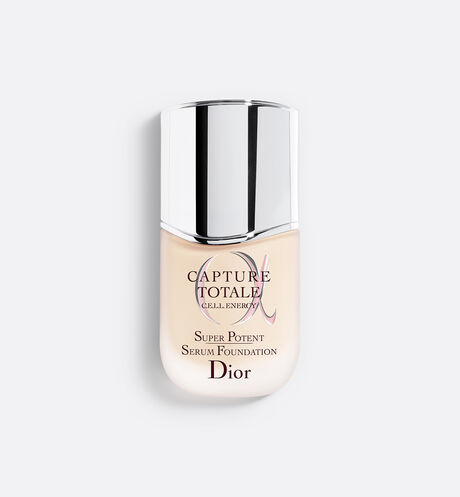 Dior - Тональная Сыворотка Capture Totale Super Potent Serum Омолаживающая Корректирующая Тональная Сыворотка — SPF 20 PA++