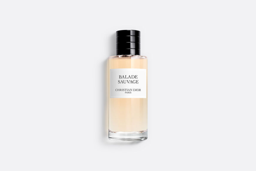 Balade Sauvage: unisex fragrance that evokes a sea breeze | DIOR