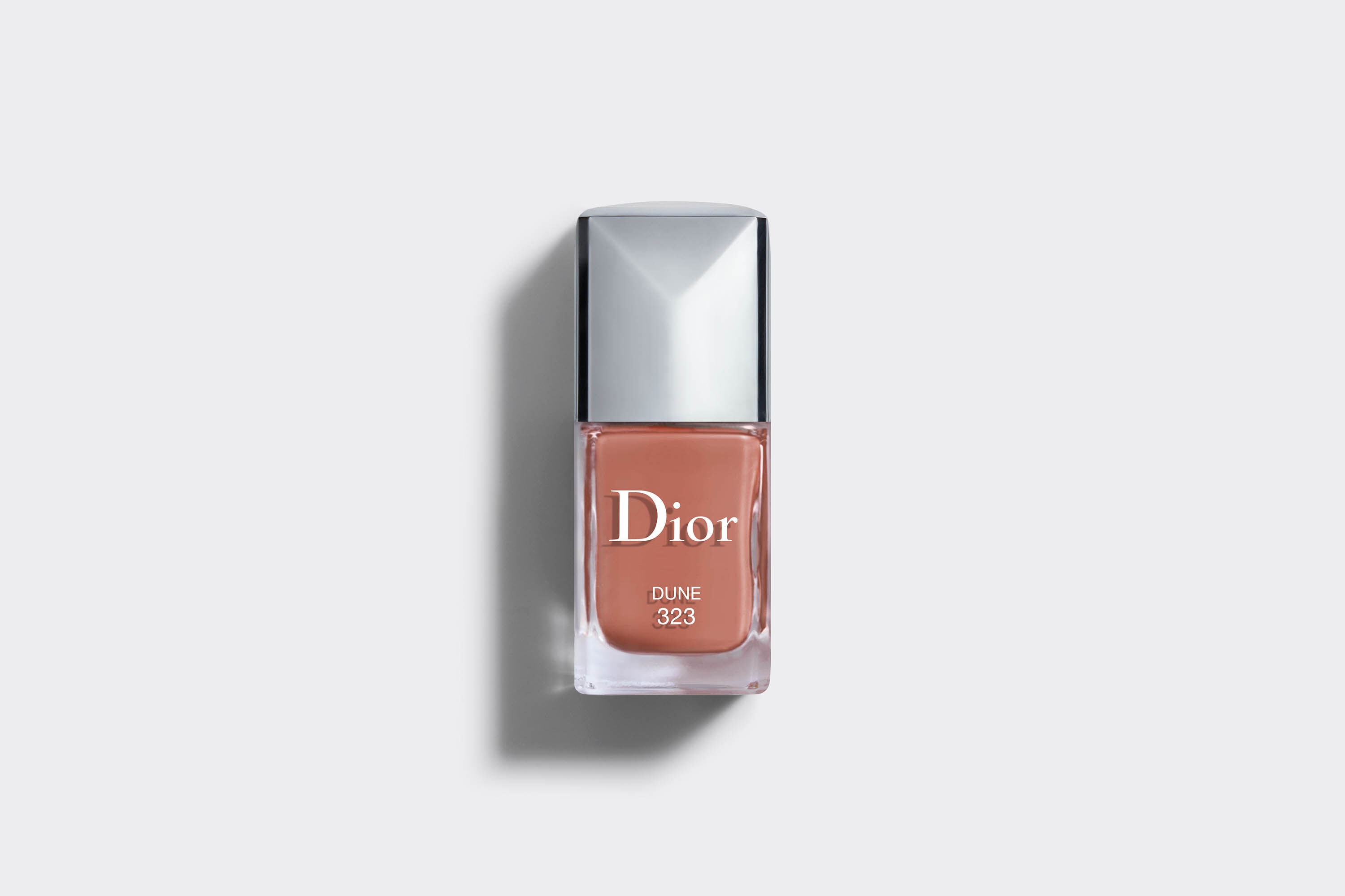 Dior Vernis: Nail Polish with a