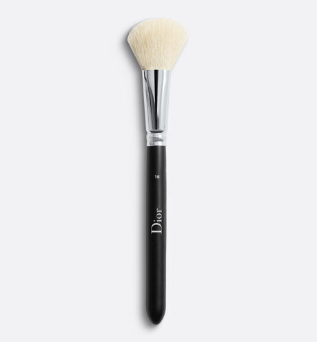 Dior - Dior Backstage Blush Brush Nº 16 Brocha de maquillaje - colorete en polvo y colorete en crema