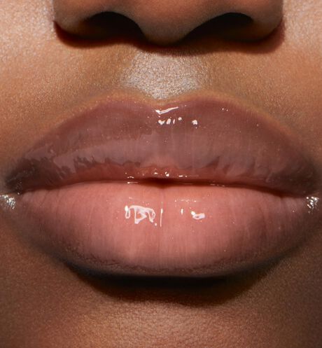 Dior - Dior Addict Lip Maximizer Plumping gloss - instant and long-term volume effect - 24h* hydration - 3 Open gallery