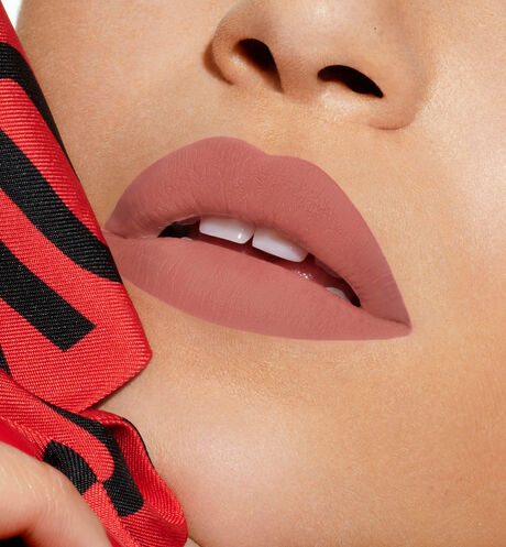 Dior - Rouge Dior Rouge à lèvres rechargeable aux 4 finis couture : satin, mat, métallique & nouveau velours - 21 Ouverture de la galerie d'images