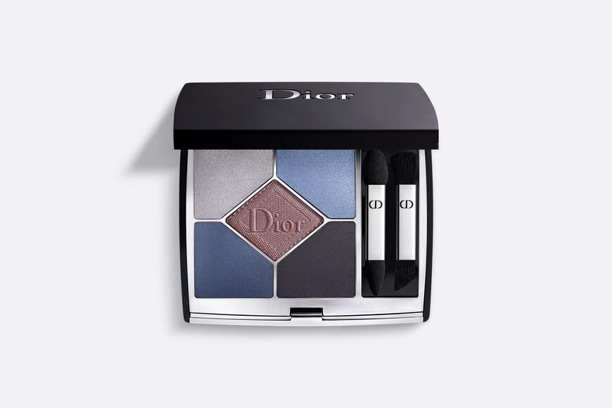 Dior - 5 Couleurs Couture - Velvet Limited Edition Eyeshadow wardrobe - high color - creamy powder - long wear Open gallery