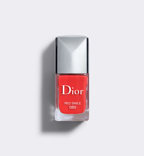 Dior - Dior Vernis Nail lacquer - couture colour - shine and long wear - gel effect - protective nail care