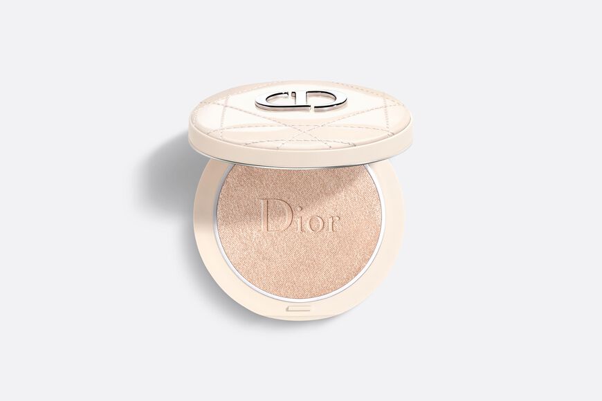 Dior - 恆久貼肌亮采蜜粉餅 持久提亮蜜粉 - 95%*天然成分色素粒子 Open gallery