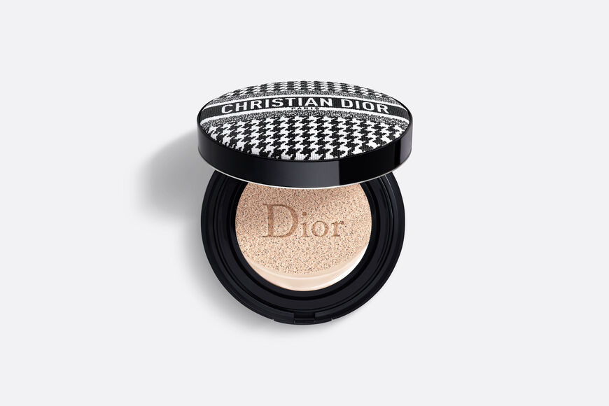 Dior - Dior Forever Couture Perfect Cushion - New Look Limited Edition Foundation - 24h wear - hydrating - luminous matte and glow finishes - 11 Open gallery