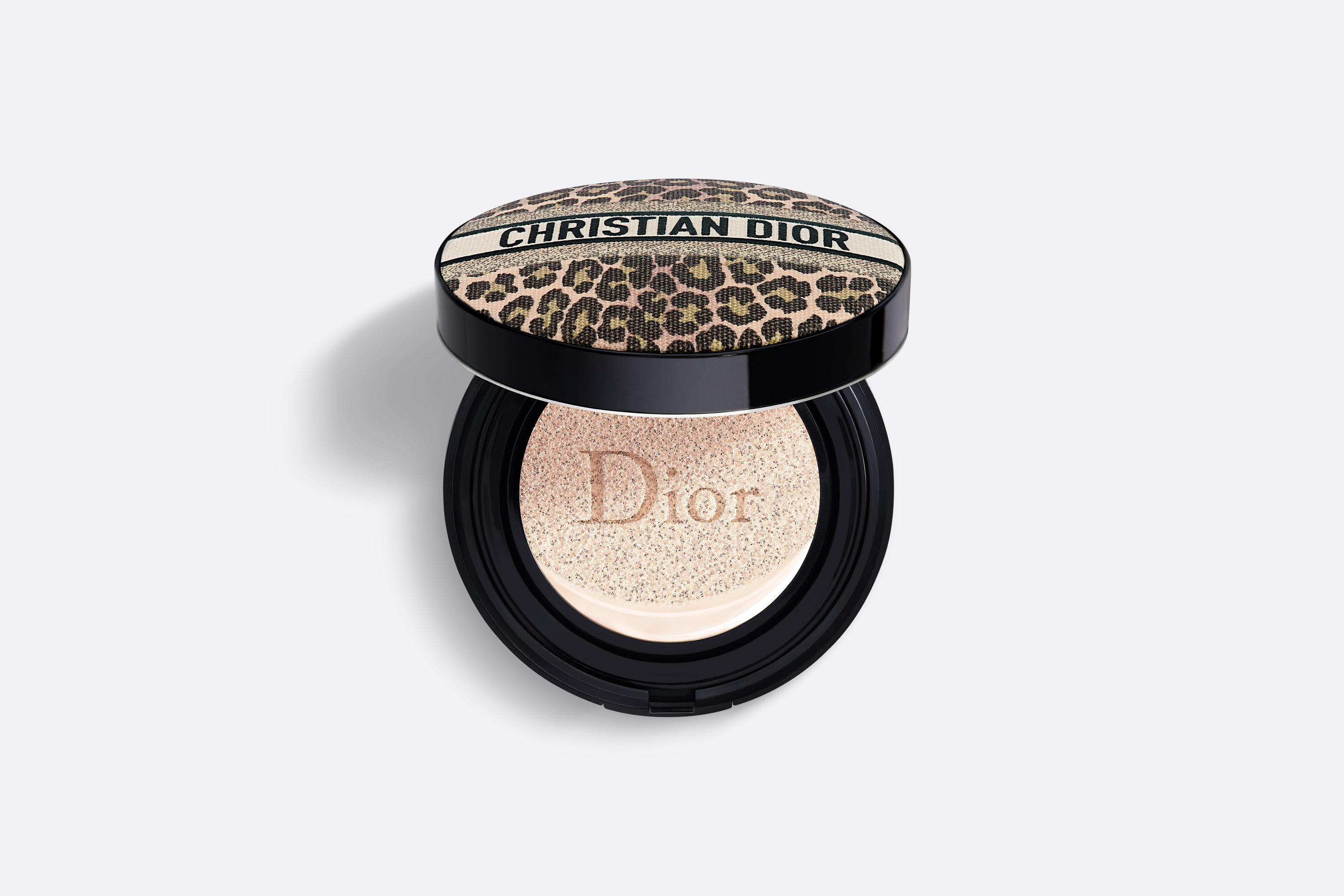Definitief Plasticiteit Arthur Dior Forever Couture Perfect Cushion: Mitzah Limited Edition | DIOR