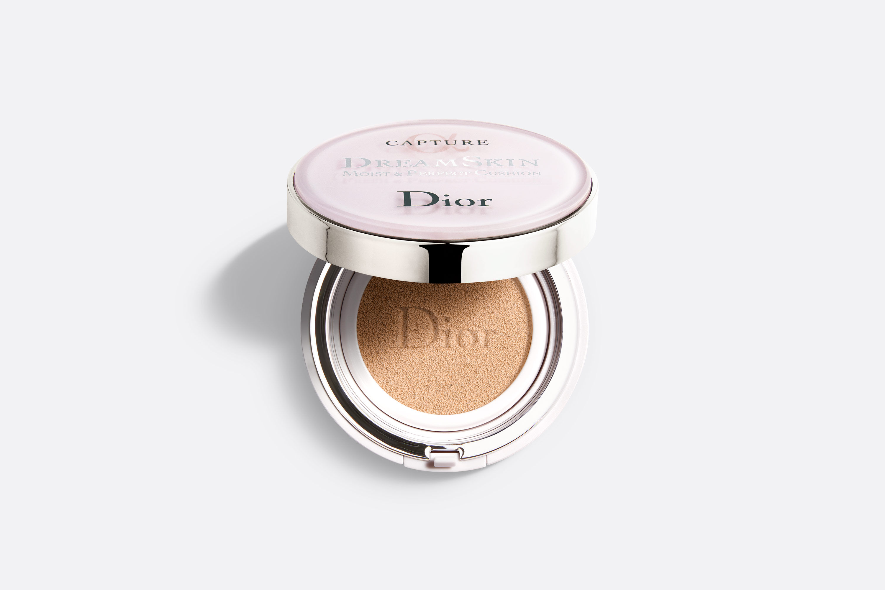 Dior  Capture Dreamskin Fresh  Perfect Cushion Review and Swatches  The  Happy Sloths Beauty Makeup and Skincare Blog with Reviews and Swatches