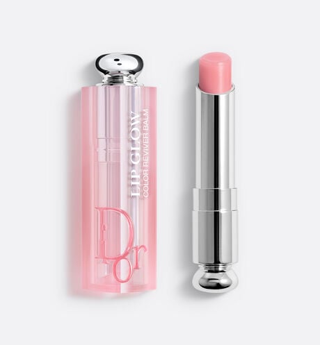 Baume à lèvres Dior Lip Glow : hydrate les lèvres pendant 24 h* | DIOR