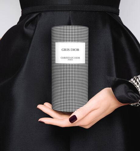 Dior - Gris Dior - New Look Limited Edition Eau de parfum - citrus and floral notes - 5 Open gallery