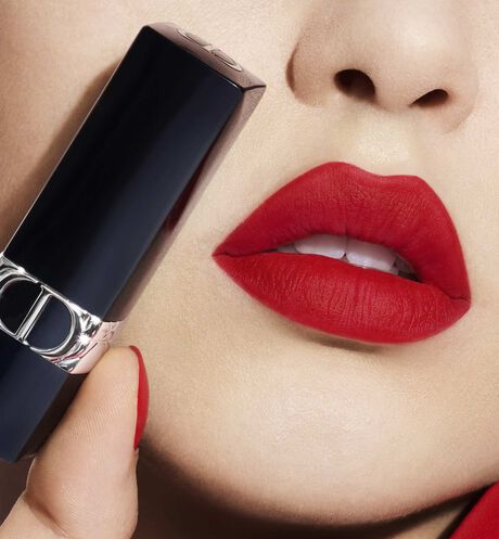 Dior - Rouge Dior The Refill Lipstick refill with 4 couture finishes: satin, matte, metallic & new velvet - 330 Open gallery