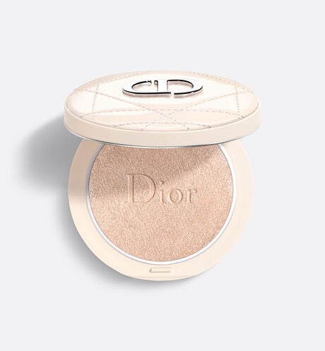 Dior - 恆久貼肌亮采蜜粉餅 持久提亮蜜粉 - 95%*天然成分色素粒子
