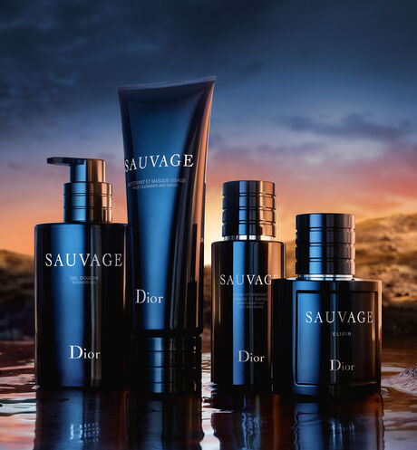 Dior - Sauvage Face Cleanser and Mask 2-in-1 face cleanser - cleanses and purifies men's skin - 4 Open gallery
