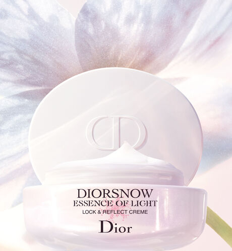 Dior - Diorsnow Essence of Light Lock & Reflect Creme Moisturizing brightening cream for face and neck - illuminates, hydrates and smooths - 2 Open gallery