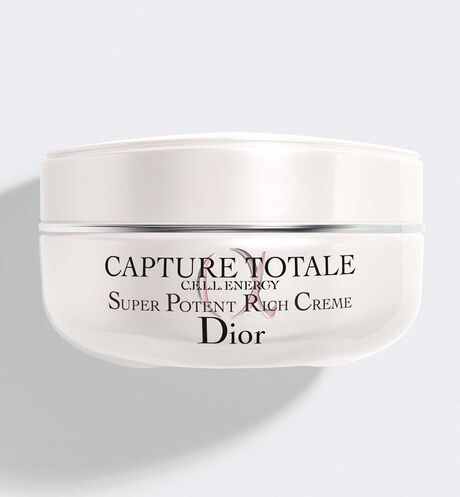 Dior - Комплексный омолаживающий крем с насыщенной текстурой Capture Totale Super Potent Rich Creme Комплексный омолаживающий крем с насыщенной текстурой - интенсивное питание и восстановление