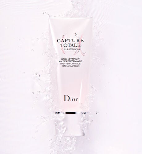 Dior - Capture Totale High-performance gentle cleanser - 2 Open gallery