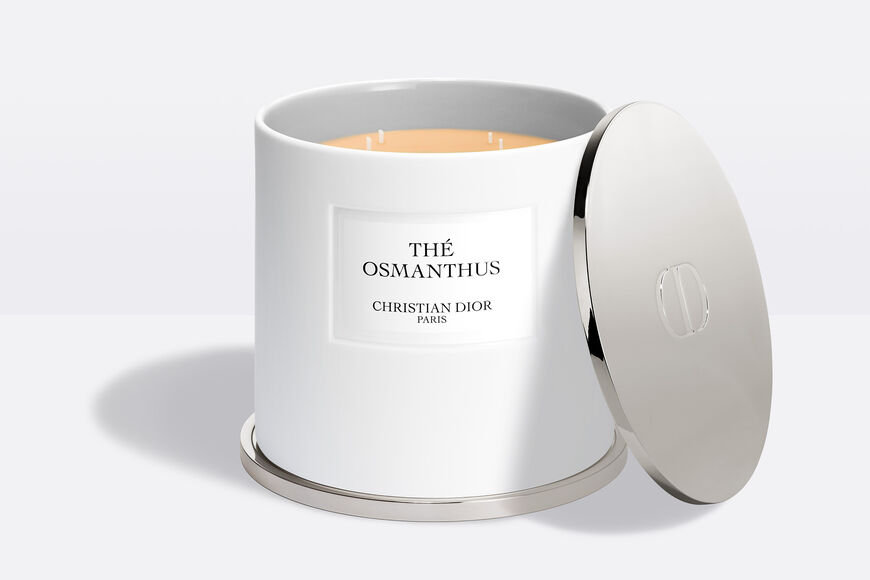Dior - Thé Osmanthus Giant Candle Scented candle - apricot and floral notes - 1.5 kg Open gallery