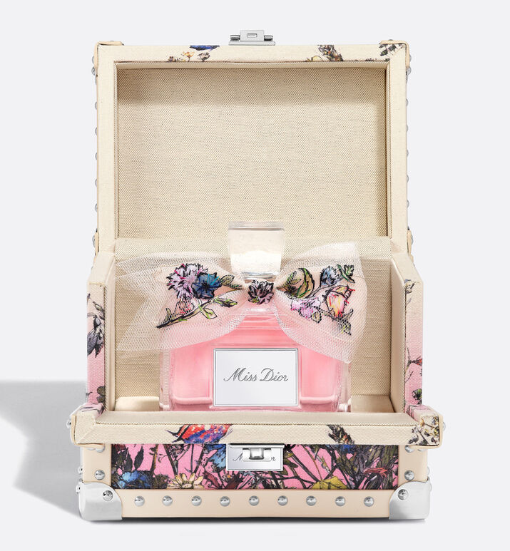 Miss Dior Eau de Parfum: Special Edition Couture Trunk