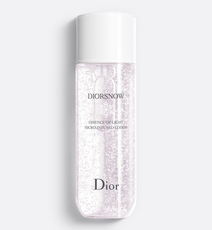 Dior Snow 化粧水