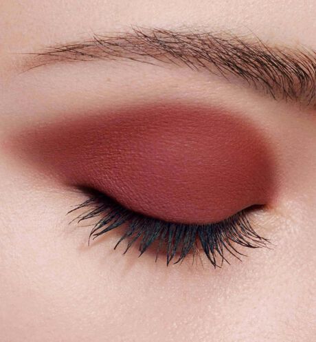 Dior - Mono Couleur Couture High-color eyeshadow - long-wear spectacular finish - 43 Open gallery