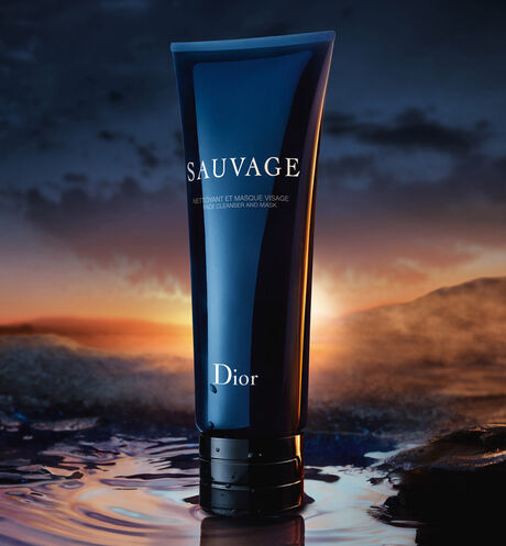 Dior - Sauvage Face Cleanser and Mask 2-in-1 face cleanser - cleanses and purifies men's skin - 5 Open gallery