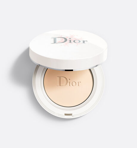 Dior - 雪晶灵光蕴焕亮粉饼 白皙晶透 水润焕亮 SPF 10 - PA++