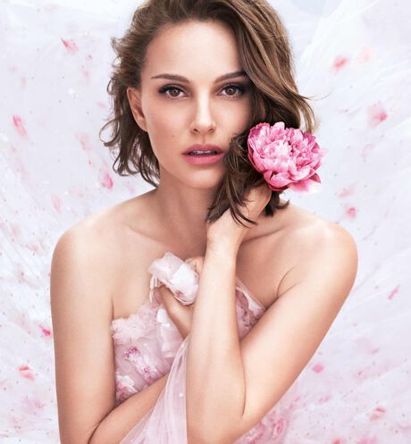Dior - Miss Dior Gelée de rose purifiante pour les mains - 5 Ouverture de la galerie d'images