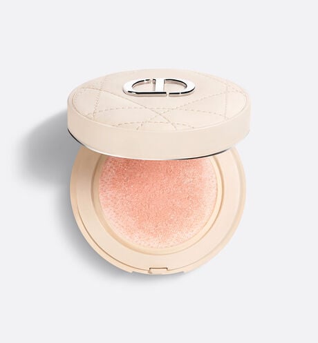 Dior - 迪奧超完美持久氣墊蜜粉 細緻粉質、輕盈保濕氣墊蜜粉－完美定妝 完美隨行