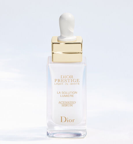 Dior - 玫瑰花蜜純白亮肌修護精華 傾注非凡亮白再生功效的醫學級美容精華 - 3 Open gallery