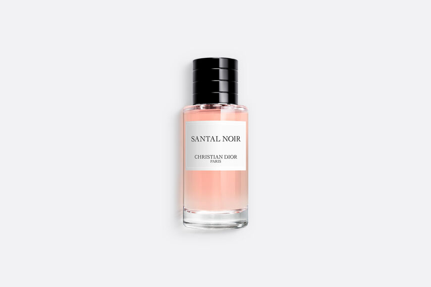 Santal Noir Fragrance: the Woody Fragrance with Musky Notes | DIOR