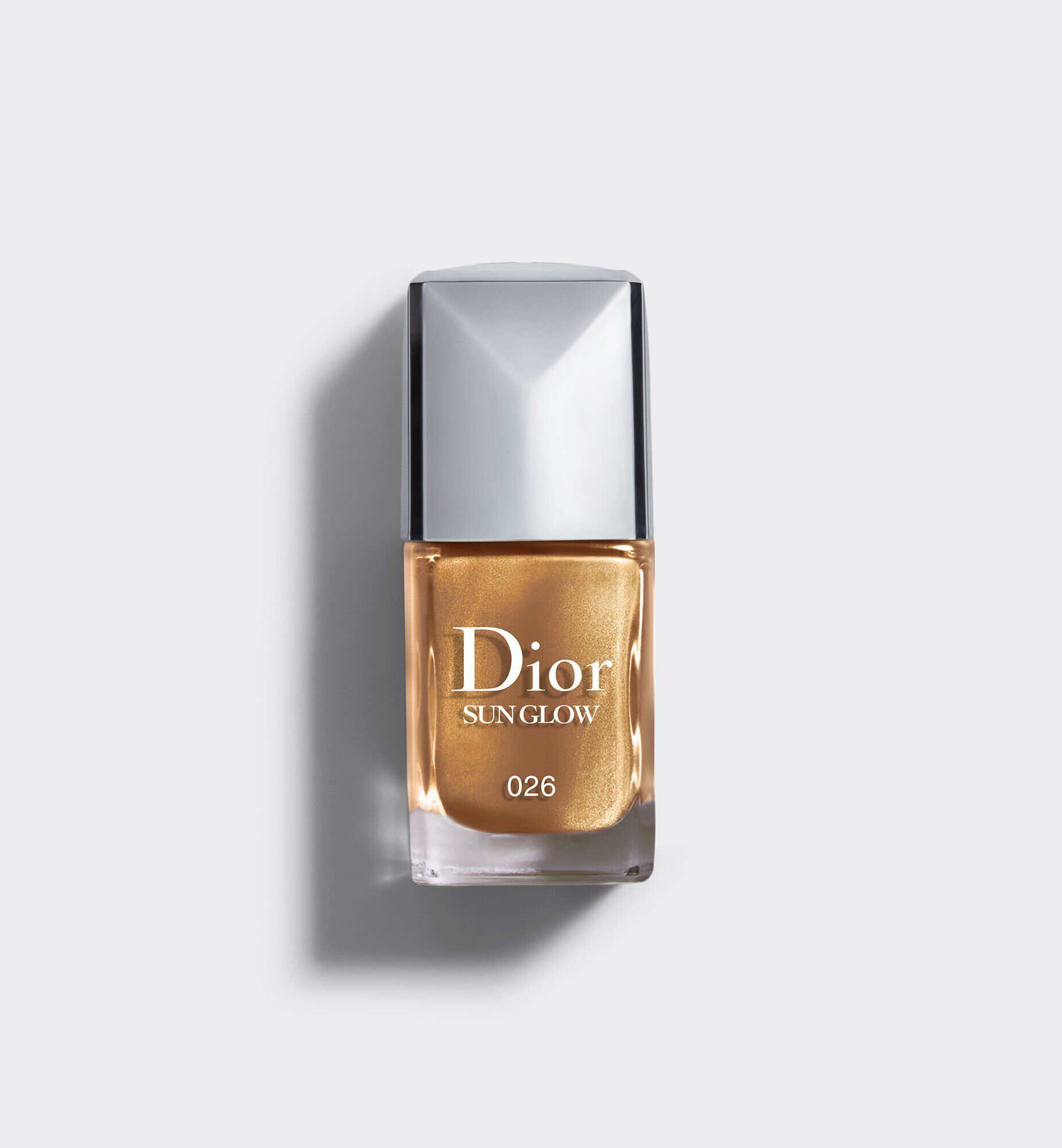 Dior sun shop glow nail