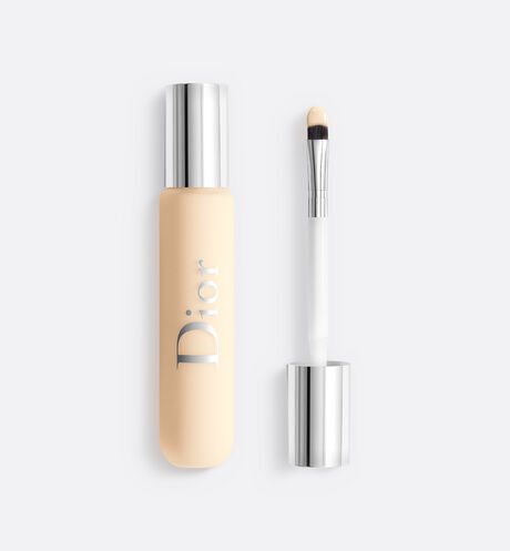 Dior - Dior Backstage Face & Body Flash Perfector Concealer Complexion concealer - Face and Body - high coverage - natural glow finish - waterproof wear