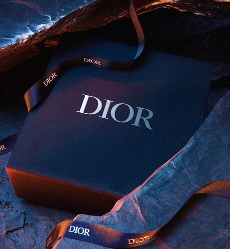 Dior - Sauvage Eau de parfum & vaporizador de viaje - 2 aria_openGallery