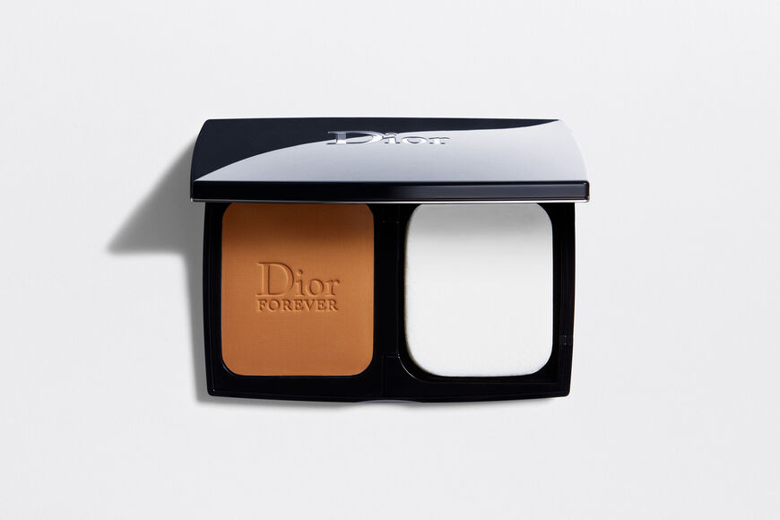 Dior - Dior Forever Extreme Control Perfect matte powder makeup, extreme wear, pore-refining effect Open gallery